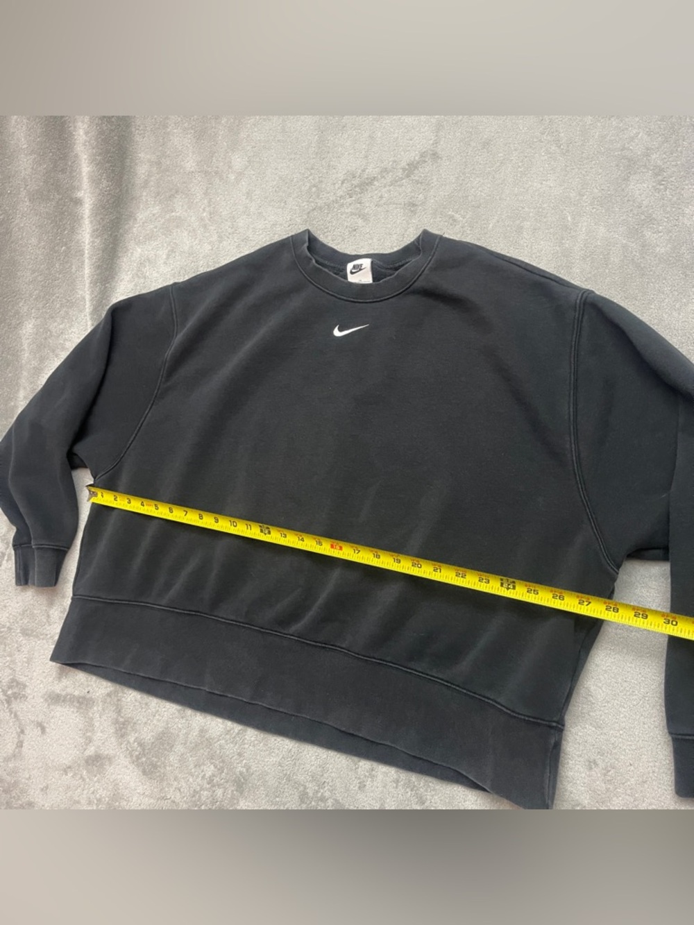 Nike Phoenix Fleece Cropped Crewneck Sweatshirt Size 2X Black Center Logo - Picture 4 of 9